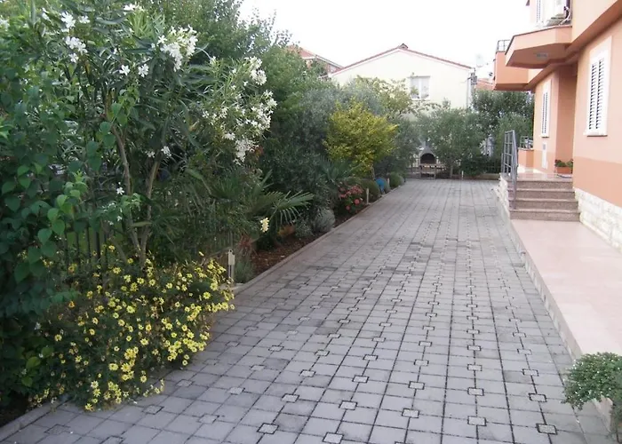 In With Balcony, Air Conditioning, Wifi Appartement