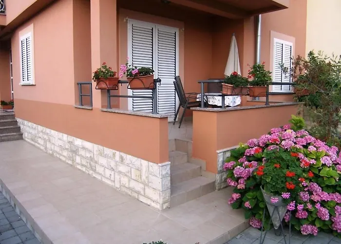 Apartman In With Balcony, Air Conditioning, Wifi